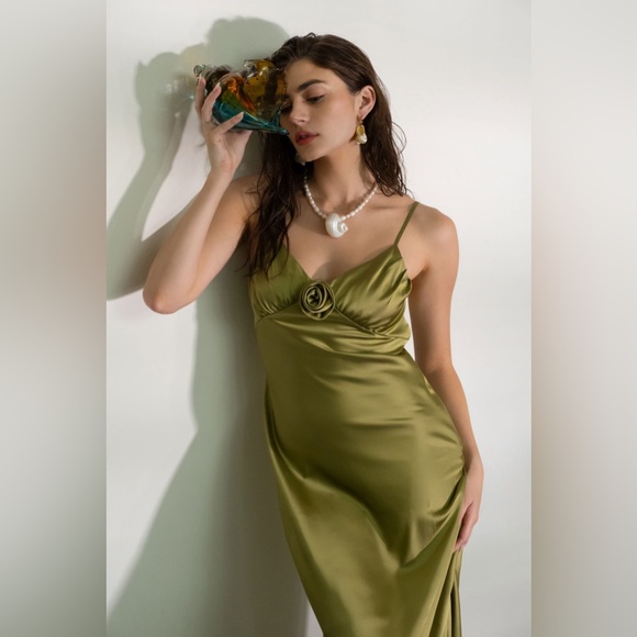 89. Satin Rosette Sleeveless Maxi Dress in Kiwi - Picture 3 of 4